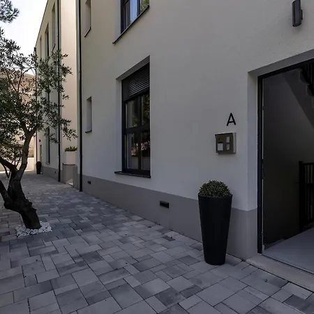 Lägenhet Balmis House A *