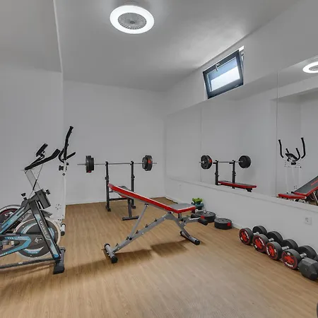 Apartment Balmis House A