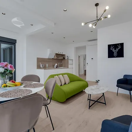 Apartment Balmis House A Makarska