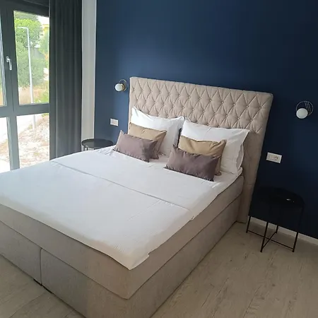Balmis House A Apartamento Makarska